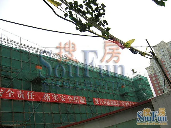 东瑞丽景家园2室2厅1卫南朝向6500.00元/月出租