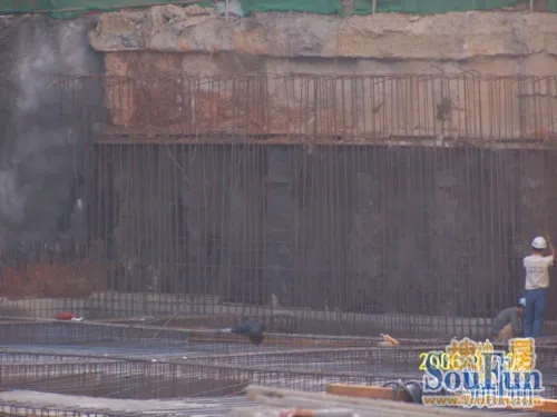 东湖天下的相册-东湖天下地下人防车库1轴交B