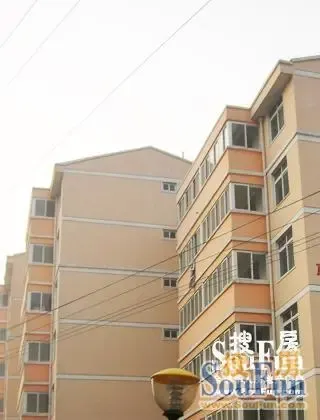 万兴小区3室2厅2卫南北朝向1300.00元/月出租