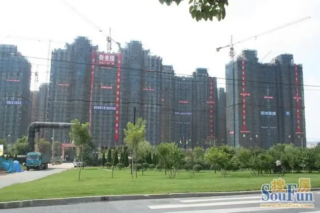 衡逸园2室2厅1卫南北朝向2600.00元/月出租