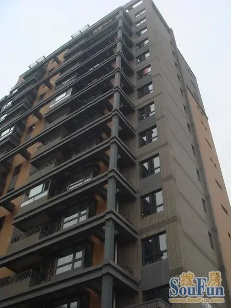 金隅七零九零2室1厅1卫南北朝向3700.00元/月出租