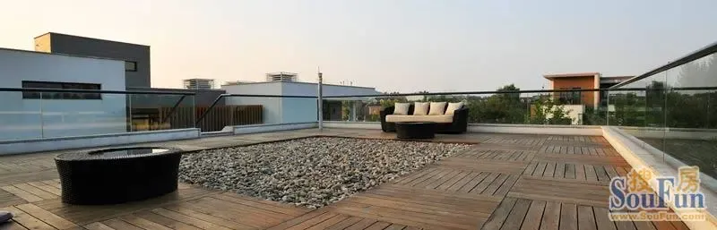 富力湾5室3厅4卫南北朝向18000.00元/月出租