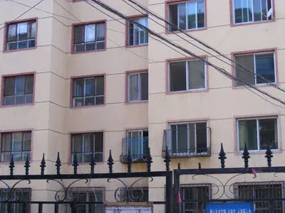 有色地质勘查局小区3室1厅1卫南北朝向1650.00元/月出租