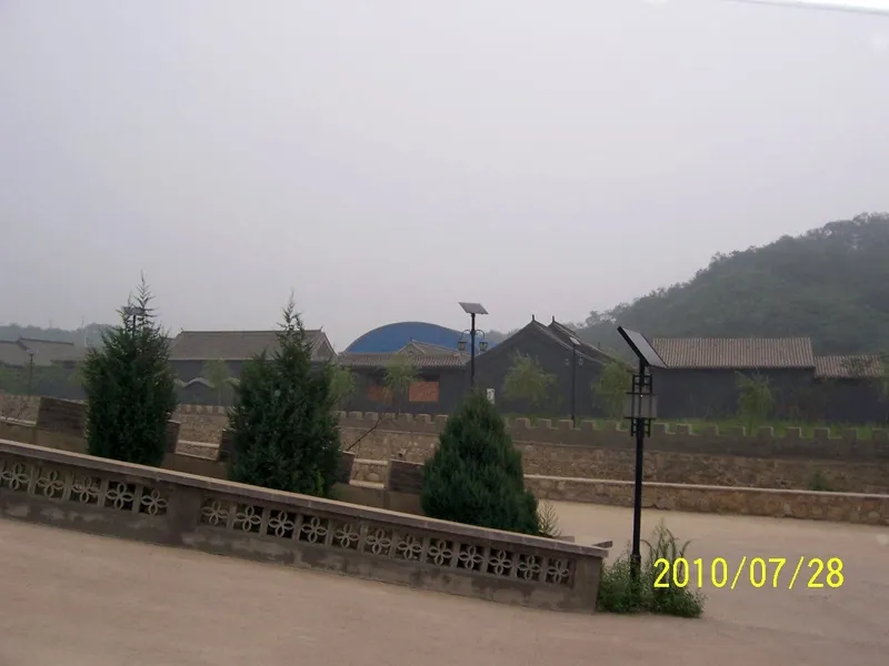 ������ɽˮ�ĺ�ԺС��ʵ��ͼ��2010.8.2��