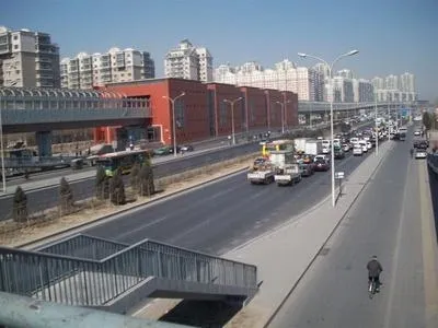 ��ͨԷ��һ���ܱ�����ͼ