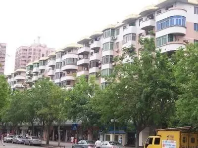 ����·С���⾰ͼ