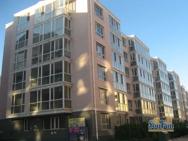 鸿搏雅园2室2厅1卫南北朝向1300.00元/月出租