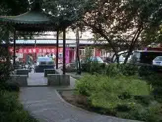 ��Ȫׯ����¥�⾰ͼ