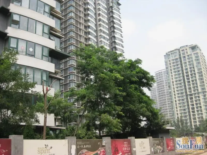 东恒时代一期1室1厅1卫东朝向5390.00元/月出租