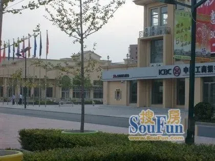加州水郡别墅5室2厅4卫南北朝向14000.00元/月出租