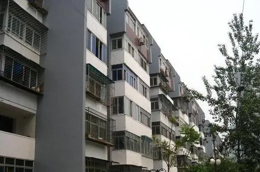 鲁谷村3室1厅1卫南北朝向6000.00元/月出租