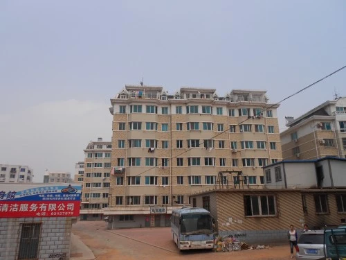 南山路外景图
