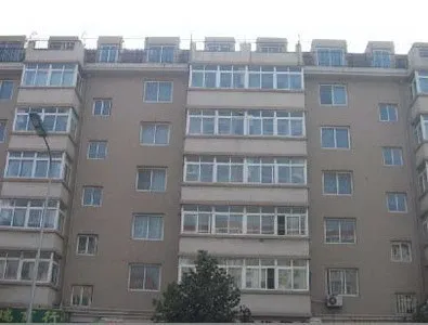 凌秀小区3室2厅1卫西南北朝向3000.00元/月出租