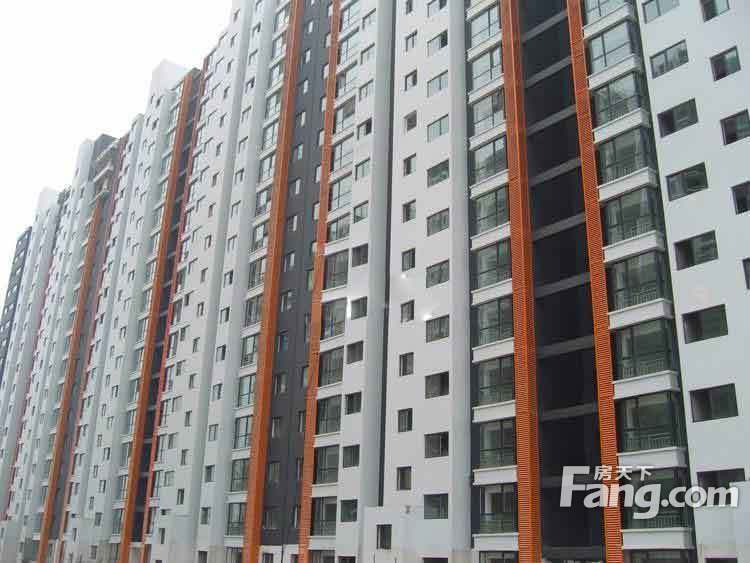 颐和领袖城3室1厅2卫南北朝向1200.00元/月出租