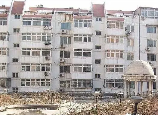 麦格理晓星园2室1厅1卫西朝向3500.00元/月出租