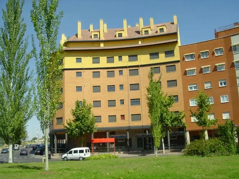 西班牙楼盘 埃纳雷斯堡公寓LOS HENARES DE ALCALA