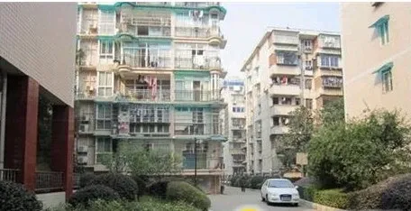 长鑫美树园2室2厅1卫南朝向1100.00元/月出租
