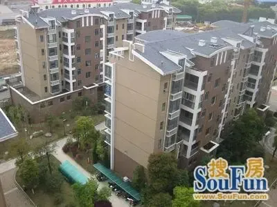 警苑星城3室2厅2卫南北朝向1800.00元/月出租