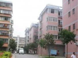 石岭塘小区4室2厅2卫南北朝向2200.00元/月出租