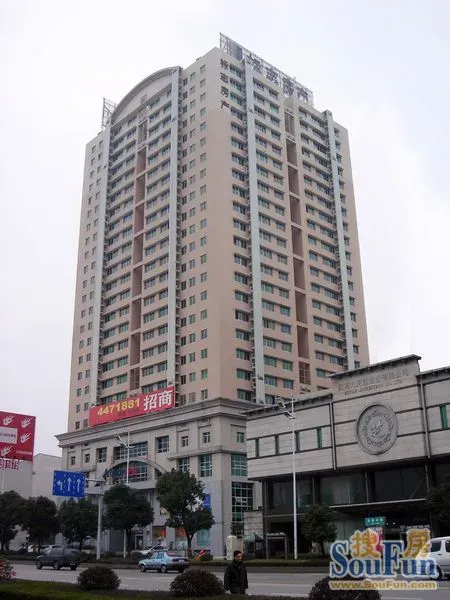 标志大厦4室1厅1卫南朝向4500.00元/月出租