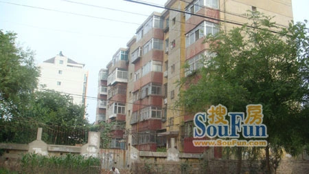 华福小区外景图