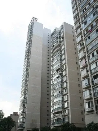 侯家塘梓园大厦3室2厅2卫东北朝向2800.00元/月出租