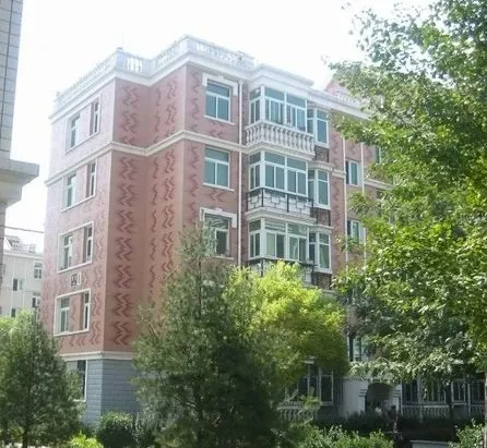 建华南里外景图