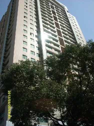 标志大厦4室2厅2卫南北朝向3200.00元/月出租
