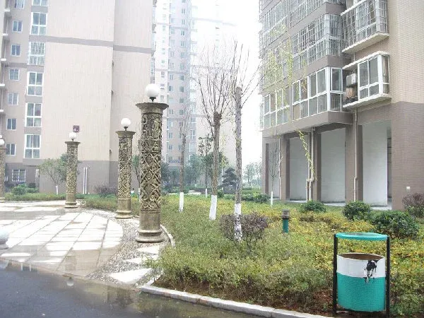 水映青山2室2厅1卫东南朝向1800.00元/月出租