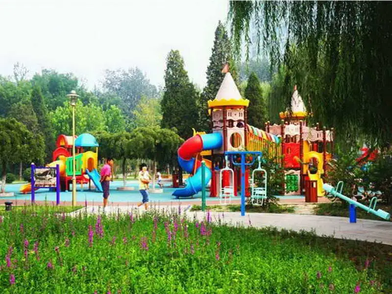 汉滨城市花园周边汉沽河西公园
