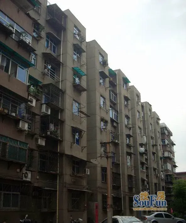 凯旋西路11号院2室2厅1卫南北朝向1450.00元/月出租