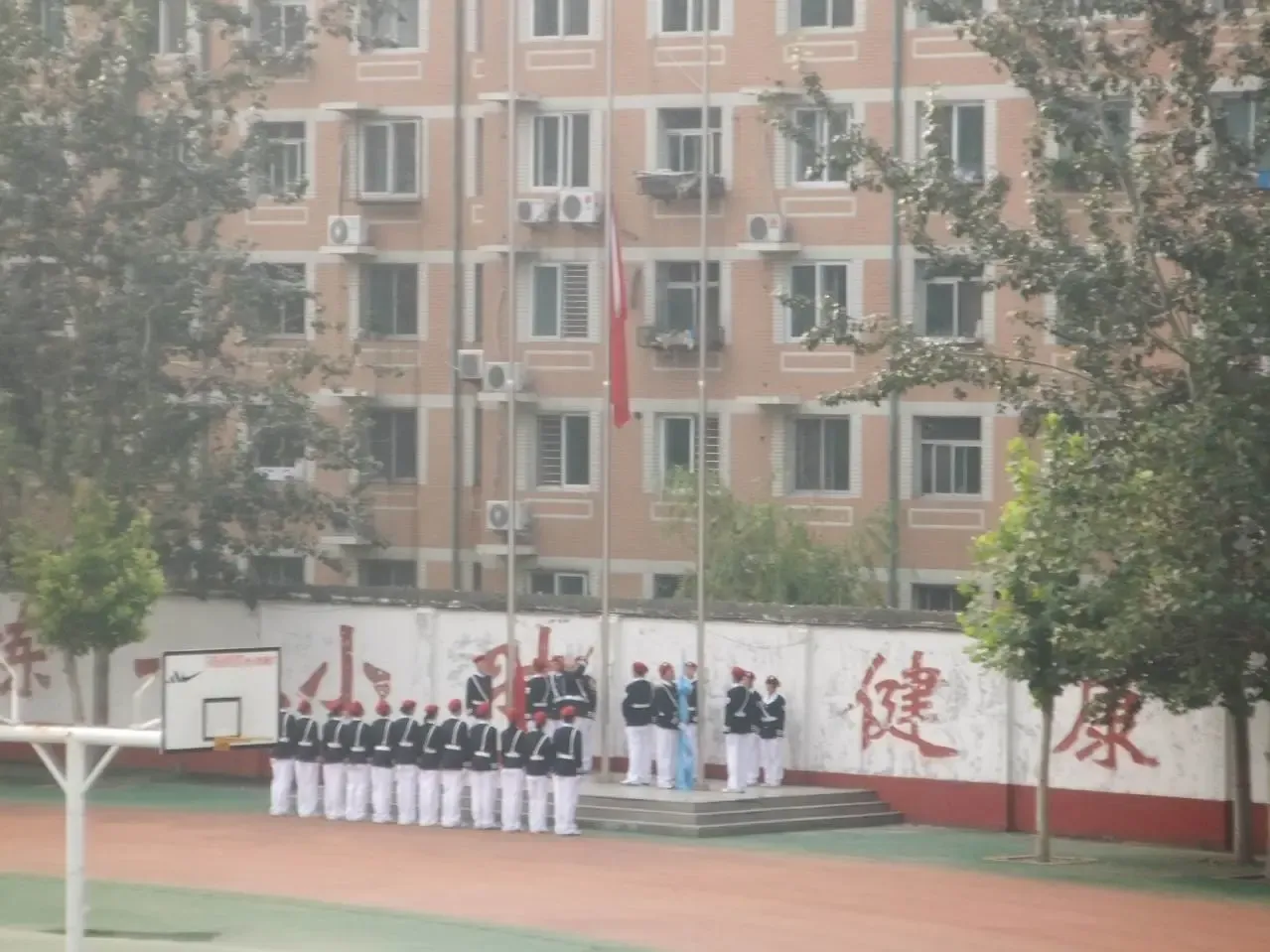 整租·三中宿舍东区 2室1厅 南/北