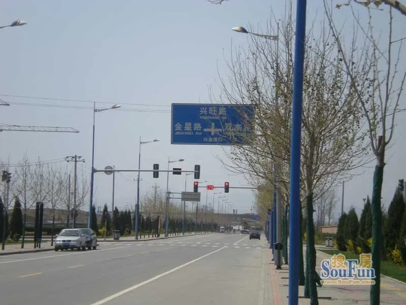 葛洲坝紫郡府3室1厅2卫南北朝向9500.00元/月出租