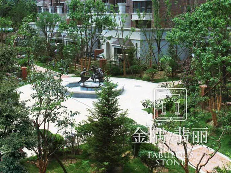 金隅翡丽爱公馆2室1厅1卫东南朝向8000.00元/月出租
