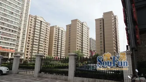 教师新村2室2厅1卫南北朝向1000.00元/月出租