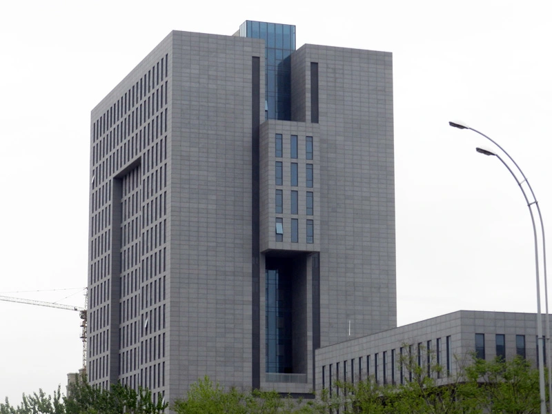 山东呼叫中心产业基地楼体实景图(2013-05-08)-潍坊搜房网