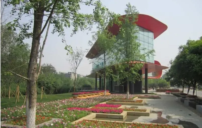 阳光100米娅中心2室1厅1卫东朝向2700.00元/月出租