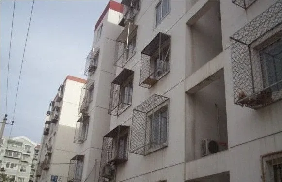 金顶街四区2室1厅1卫南北朝向4800.00元/月出租