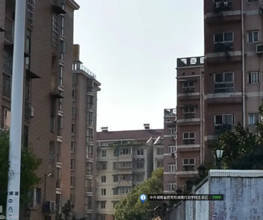 香樟路行政学院生活区3室1厅1卫南朝向1600.00元/月出租