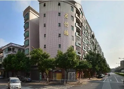 君怡楼3室1厅1卫东南朝向1300.00元/月出租