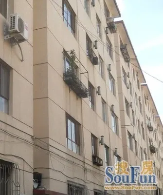 食品工业公司宿舍2室1厅1卫南朝向900.00元/月出租