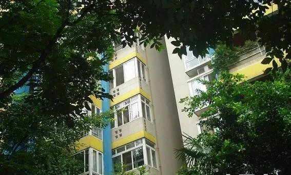 新城俊园2室1厅1卫东朝向2300.00元/月出租