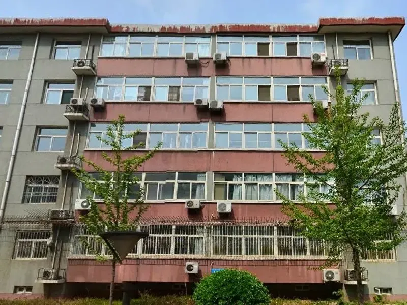 13所生活区北区3室1厅1卫南朝向2500.00元/月出租