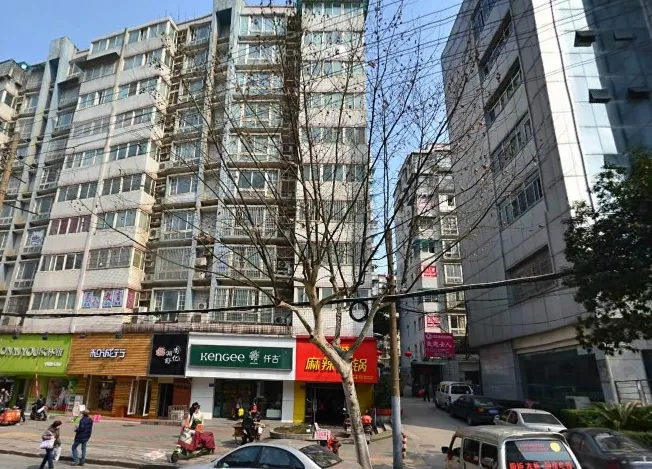 海华嘉园3室2厅2卫南朝向3200.00元/月出租