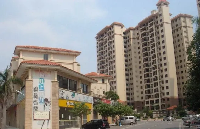 东海名都3室2厅2卫南北朝向800.00元/月出租