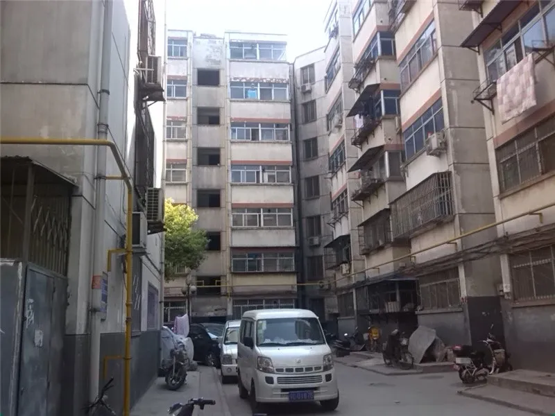 联盟A区2室2厅1卫南朝向1000.00元/月出租