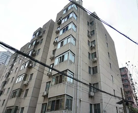 规划局宿舍3室2厅2卫南朝向2800.00元/月出租