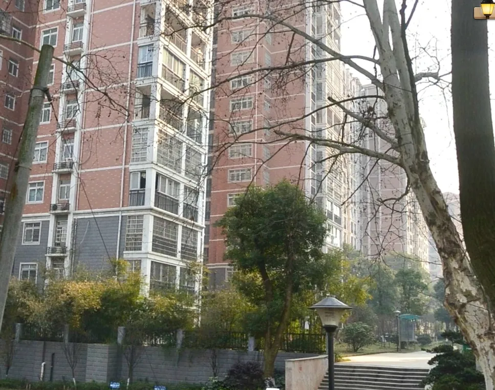 嘉盛和园5室2厅3卫南北朝向3300.00元/月出租