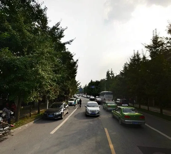 浣花南路218号1室1厅1卫西南朝向1650.00元/月出租