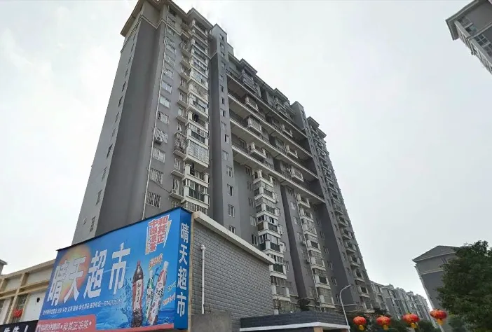 方略学府佳境3室2厅2卫南朝向1700.00元/月出租
